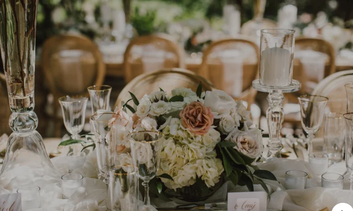 Strategies for Wedding Suppliers to Stand Out in a Competitive Market
