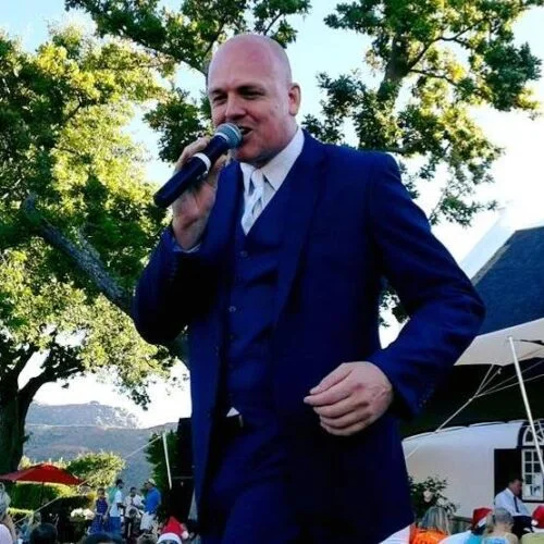 Singing, Swinging MC
