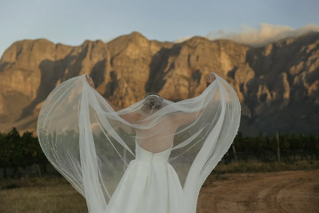 Q&A: A Bride’s Honest Diary from the Dress Fitting Room