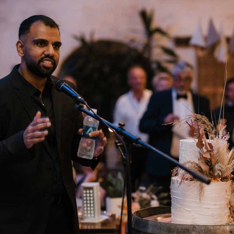 A Toast to Success: Simple Tips for Delivering an Amazing Best Man Speech