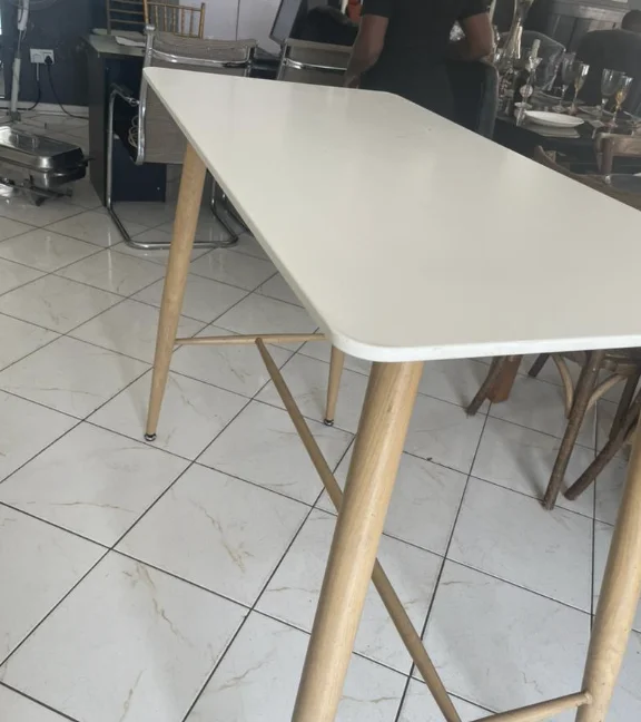 Rectangle Cocktail Table